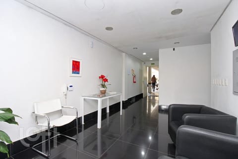 Image 22 - 224564